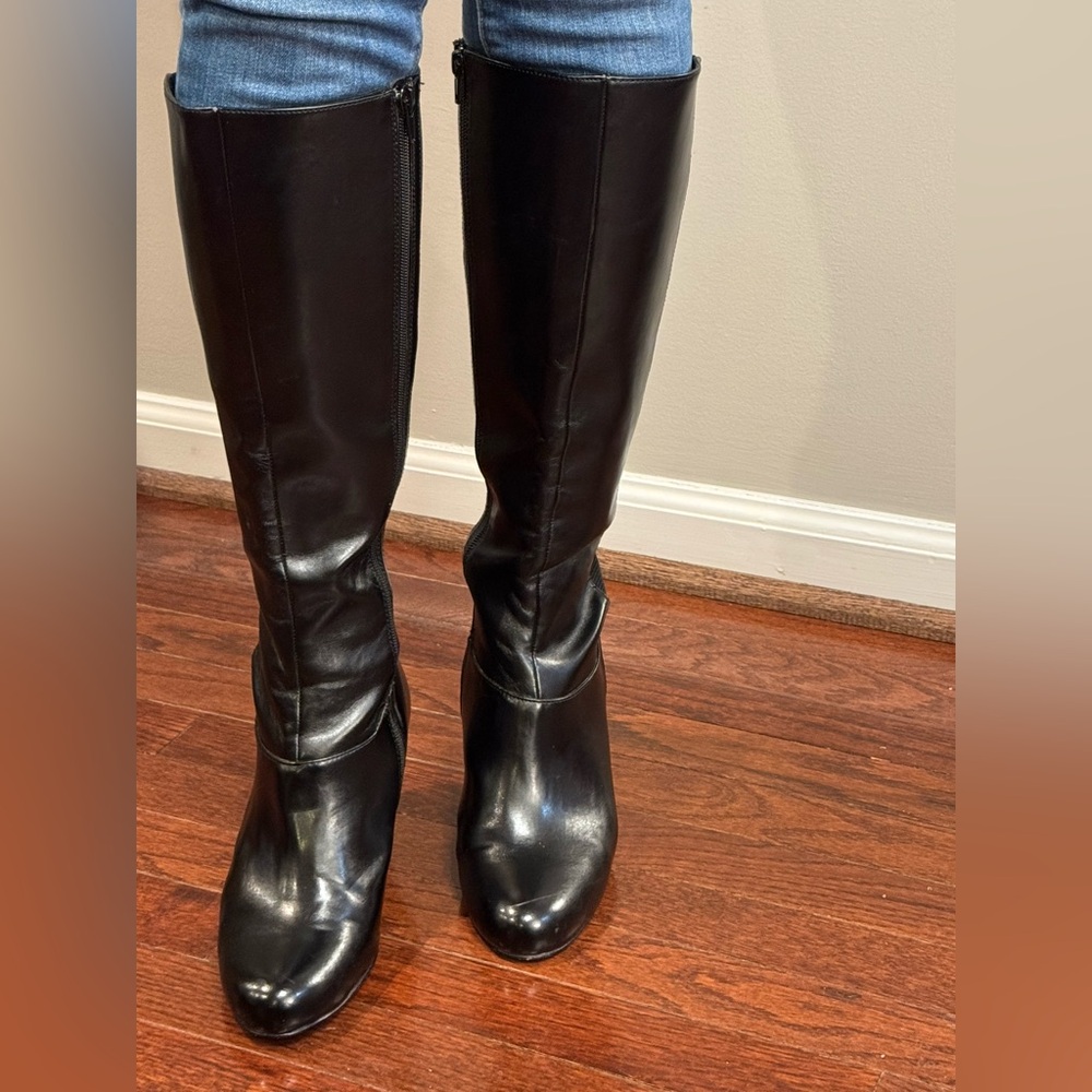 Elegant Black Women's Knee-High Boots